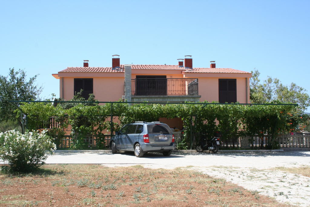 Apartments Santa Barbara Biograd Na Moru Esterno foto